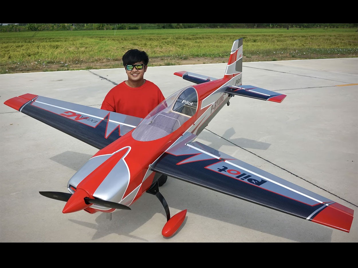 26% 78 inch Extra 330NG Red/Silver Arf Prc E330NG 26-P04