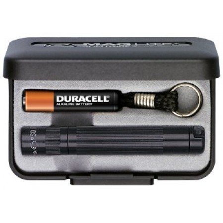 Mag-Lite Solitaire Flashlight Presentation Box/Black, includes: flashlight, key chain, and 1 ea Aaa alkaline battery. Mag-Lite Solitaire Flashlight Presentation Box/Black, includes: flashlight, key chain, and 1 ea Aaa alkaline battery.