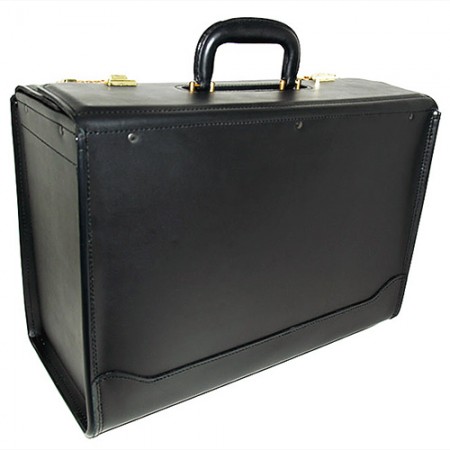 FLIGHT CASE/18 Black leather. 