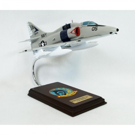 A-4F SKYHAWK USN MODEL CA04NTE
