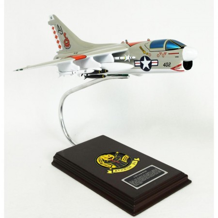 A-7B CORSAIR II USN MODEL CA07NTE