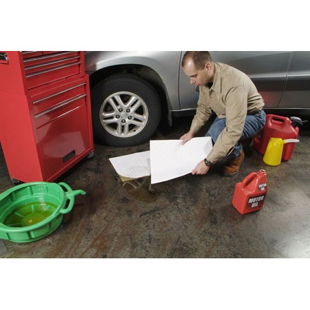 PIG LIGHT WEIGHT OIL ONLY ABSORBENT MAT PAD 26100